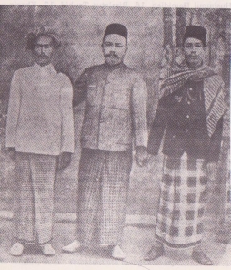 ulama-pendiri-majalah-al-munir-kika-syekh-h-m-thaib-umar-sungayang-syekh-dr-h-abdullah-ahmad-syekh-dr-h-abdul-karim-amarullah-foto-th-1913-m
